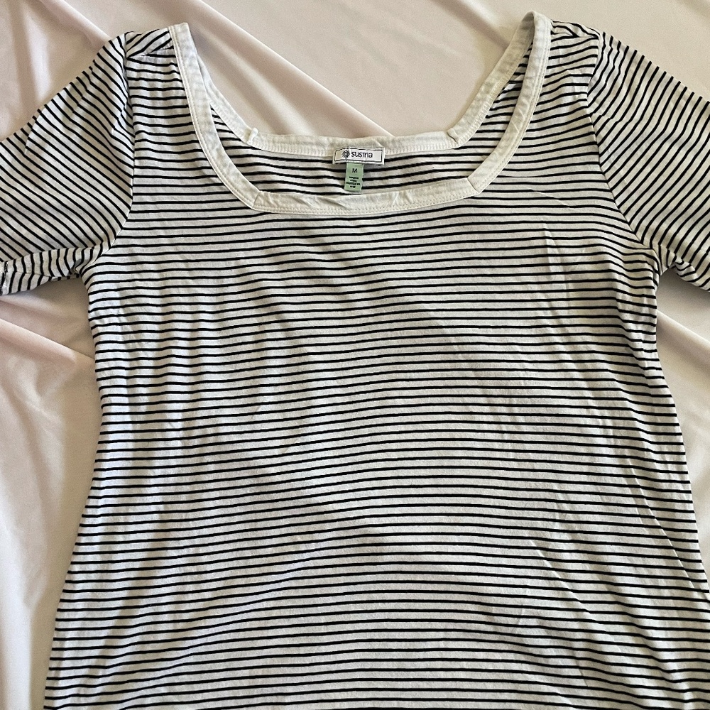 Short Sleeve Black and White Striped Shirt